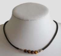 Korte leren ketting met natuursteen Romy