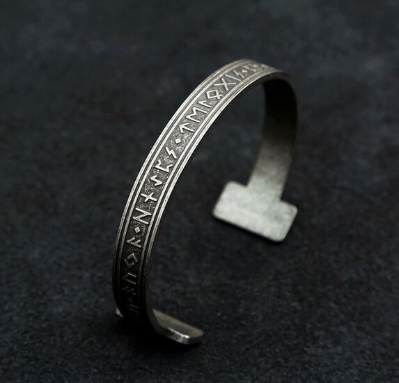 Viking armband voor heren kopen?