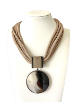 Ketting met hars hanger Selene
