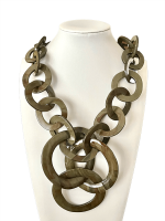 Grote olijfgroene schakelketting Aveline