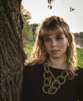 Olijfgroene schakelketting Sara
